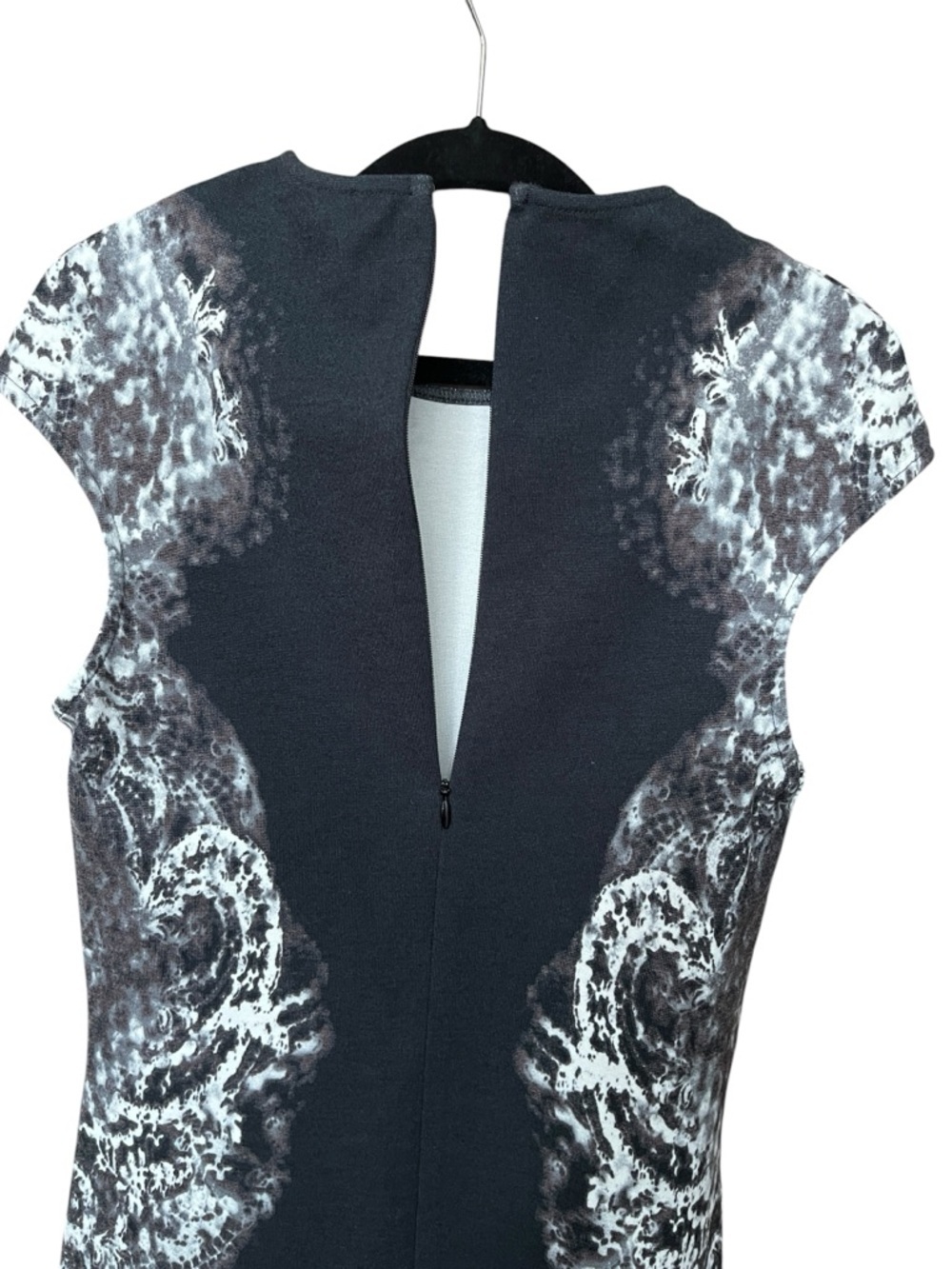 Alexander McQueen Lace-Print Cap-Sleeve Dress Women Size US Small - Picture 6 of 10